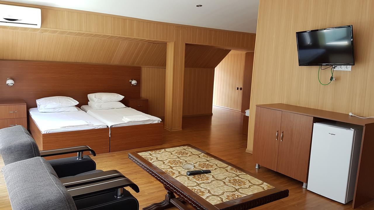 Hotel Del Mar Kvariati Zewnętrze zdjęcie